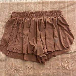 blush keiki kona shorts!